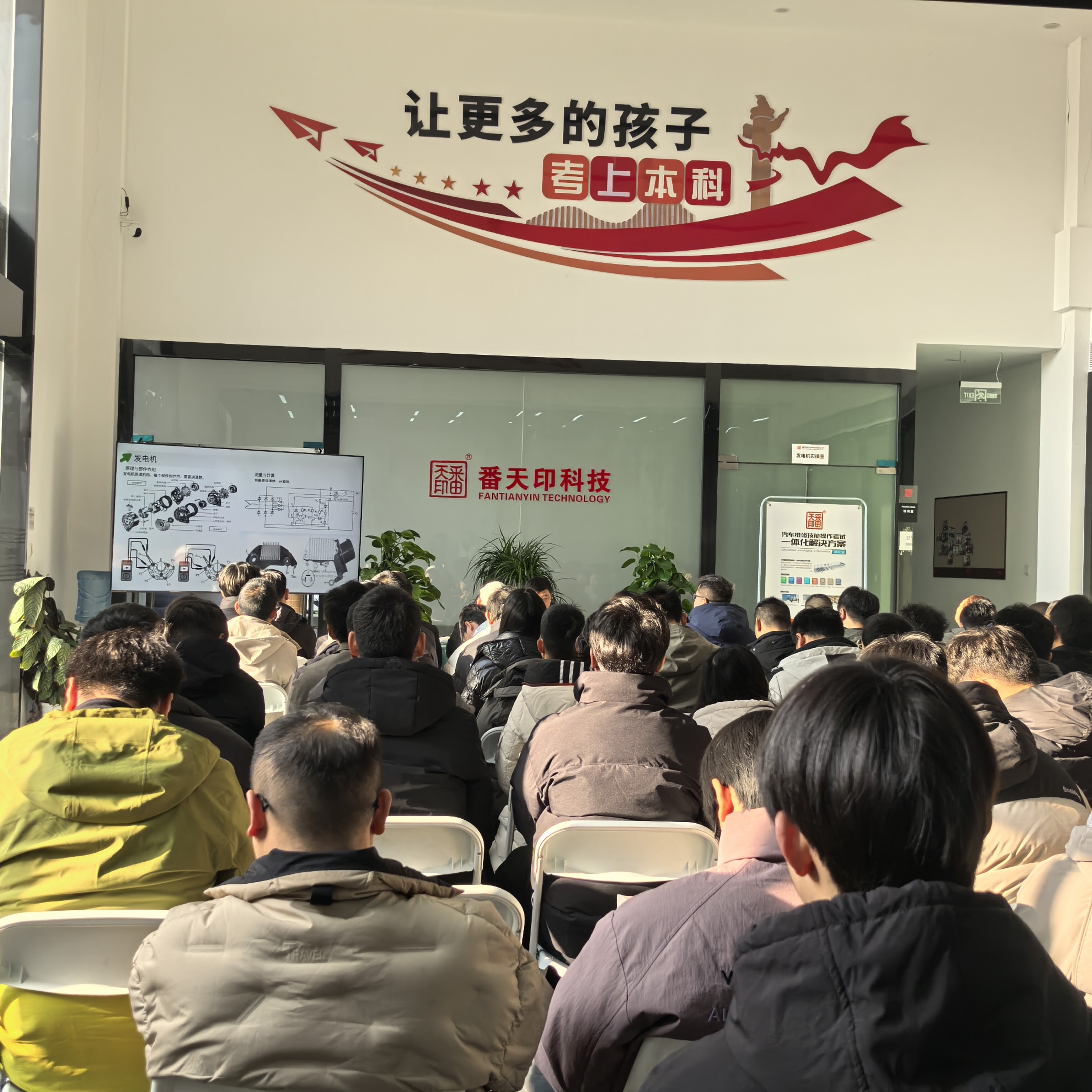 1768198055248095748.jpg 6034b8e8efbedaffc6a28a4733c48698.jpg